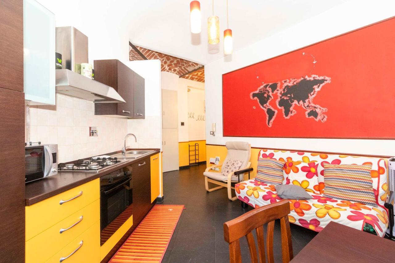 Colourful & Cozy Apartment Cenisia Torino Esterno foto