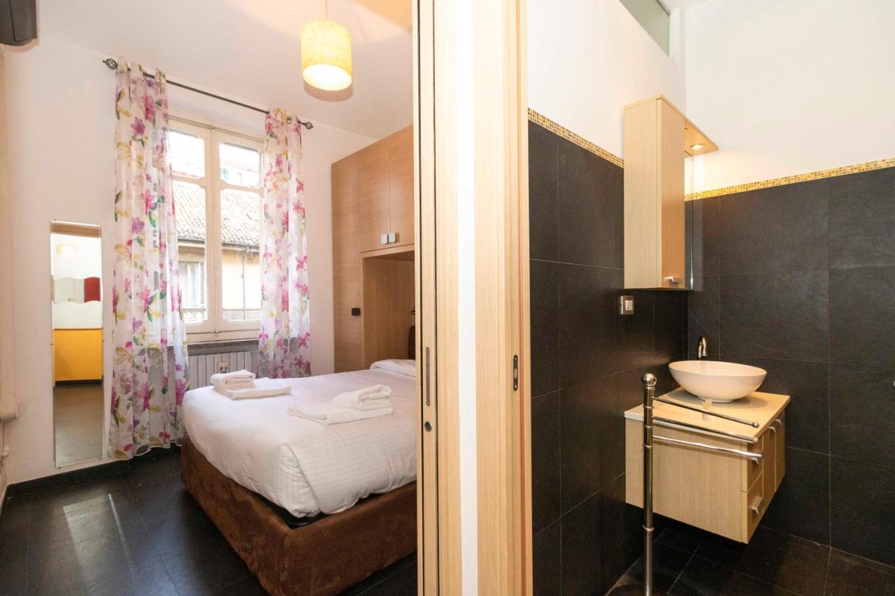 Colourful & Cozy Apartment Cenisia Torino Esterno foto